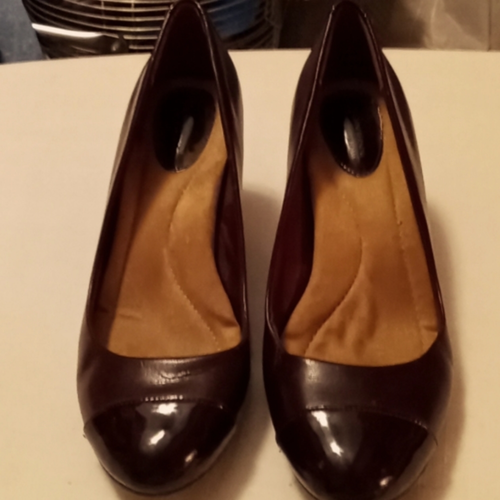 Heels by Gianni Bernini size 8 brown